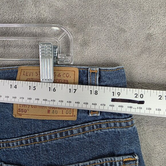 Mens Levi's 550 Blue Denim Shorts Relaxed Fit 11" Inseam 100% Cotton Size 40 - Picture 7 of 10